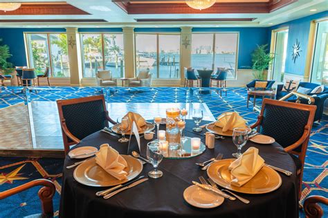 Bird key yacht club - The Bird Key Yacht Club Commodore's Ball took place at the Bird Key Yacht Club and was hosted by Commodore and Mrs. Sanandres on Saturday, Nov. 20. The event began with a cocktail hour with an ...